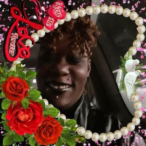 Meet your Posher, Cassandra